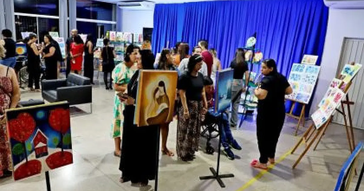 Três Lagoas abriu a exposição “Magia em Tela” com obras de alunos do Núcleo de Artes Plásticas