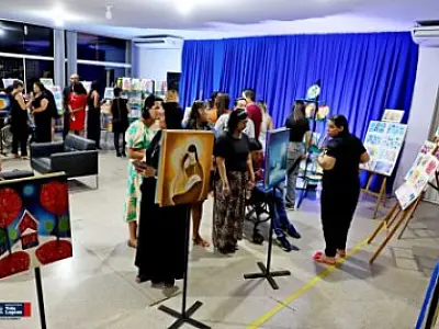 Três Lagoas abriu a exposição “Magia em Tela” com obras de alunos do Núcleo de Artes Plásticas