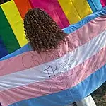 Prefeitura de Campo Grande sanciona lei que restringe uso de banheiros femininos a “mulheres biológicas”