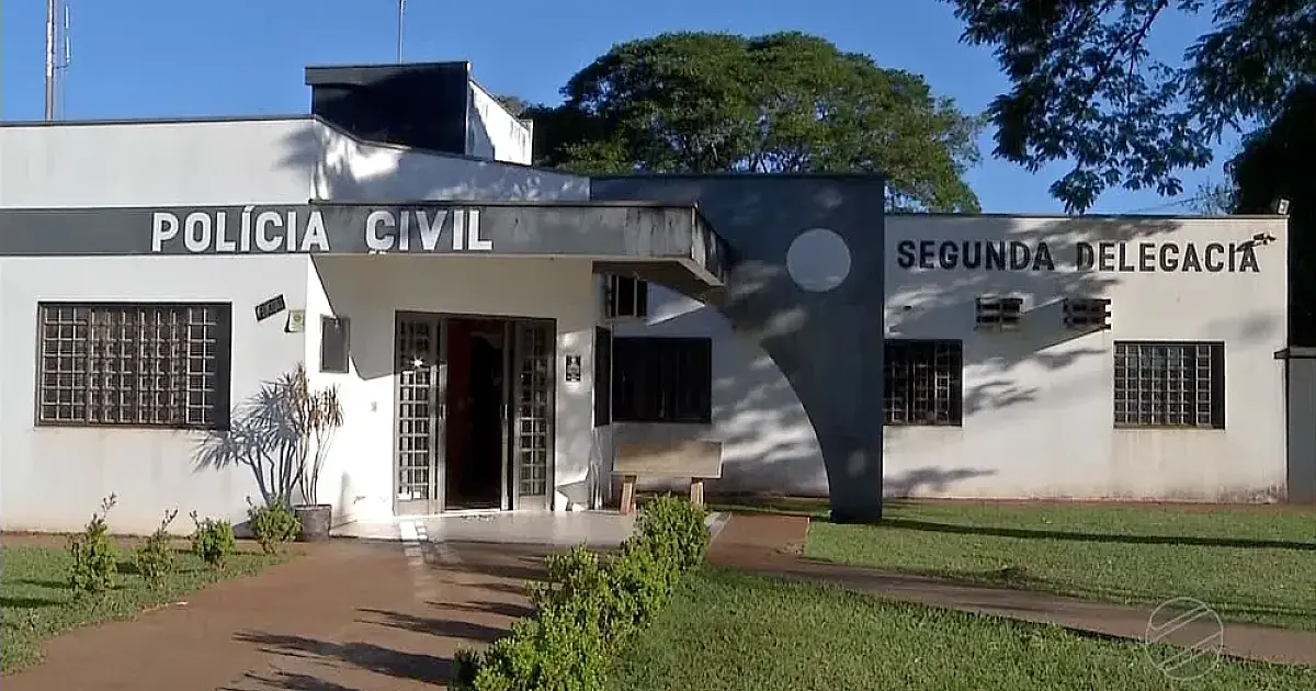 Criança de 1 ano e 8 meses é vítima de agressões; mãe e padrasto são presos em Dourados