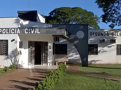Criança de 1 ano e 8 meses é vítima de agressões; mãe e padrasto são presos em Dourados