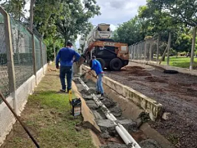 Via de acesso à marina do Balneário está sendo alargada e receberá pavimentação