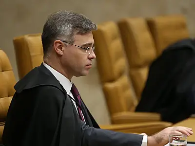 Ministro do STF André Mendonça é eleito para o TSE