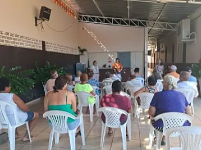 CRAS Amélia Jorge e Centro Pop promovem ação no Paranapungá com foco em pessoas em situação de rua