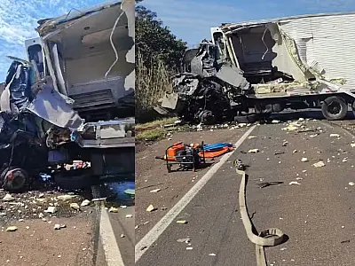 Colisão entre caminhão e carreta mata dois motoristas e interdita BR-262 em Ribas do Rio Pardo