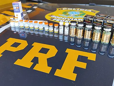 PRF apreende anabolizantes e medicamentos escondidos em veículo na BR-262 em Água Clara