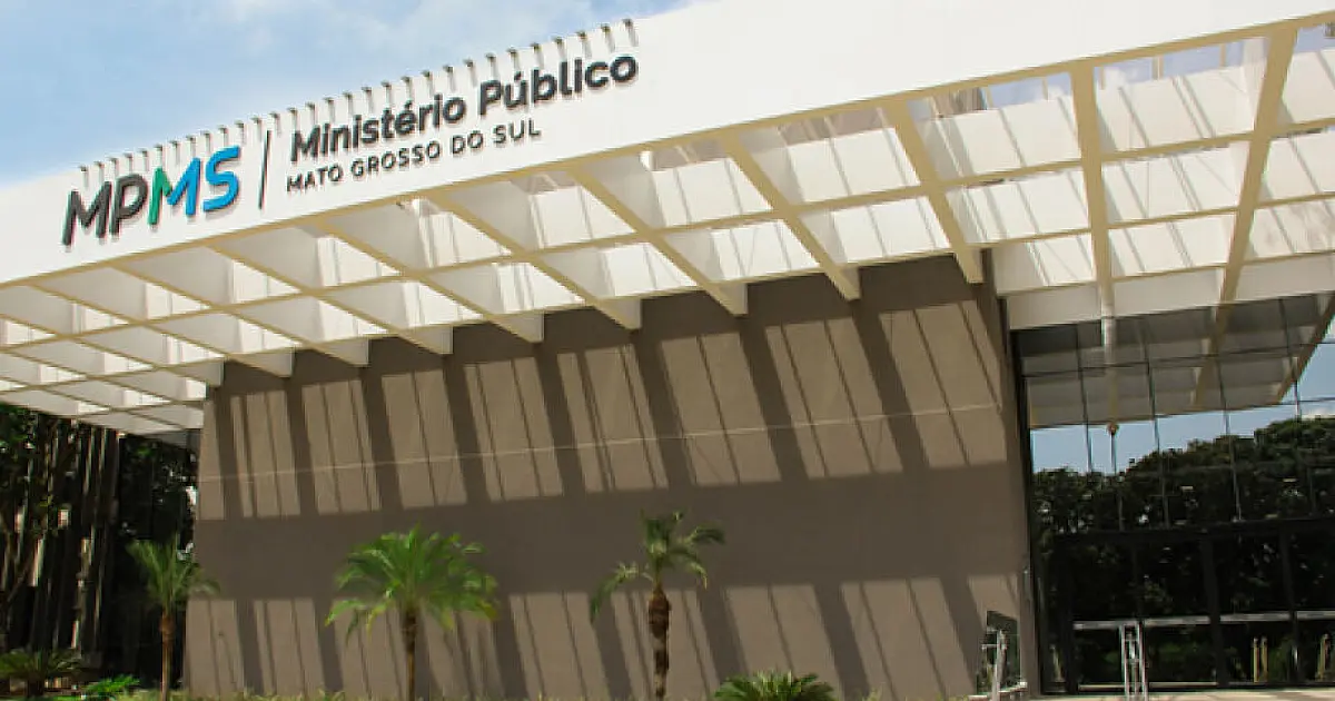 Às vésperas de corte de “penduricalhos”, promotor de 75 anos se aposenta com salário de R$ 223 mil em MS