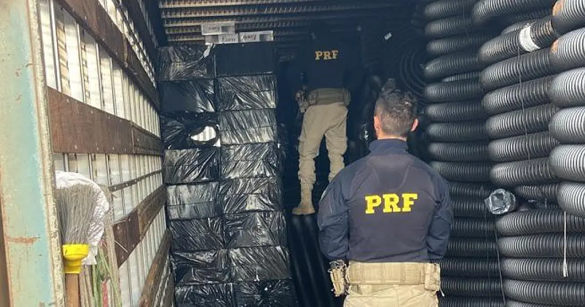 PRF apreende 380 mil maços de cigarros contrabandeados em Cassilândia