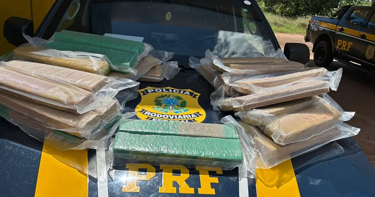 PRF apreende 36 kg de maconha e medicamentos de emagrecimento em Água Clara (MS)