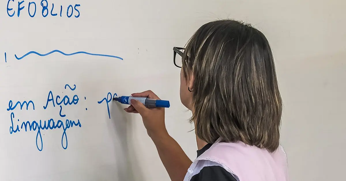 Governo de MS autoriza concurso com 2 mil vagas para professores da rede estadual