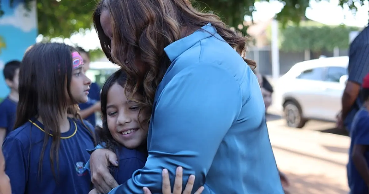 Prefeitura de Brasilândia inicia entrega de uniformes escolares e beneficia quase 4,8 mil alunos da rede municipal