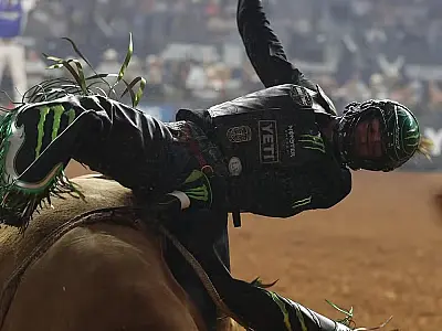 José Vitor Leme faz história e é tricampeão mundial de montaria em touros pela PBR