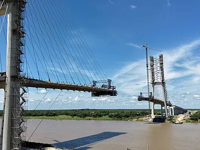 Obra da ponte internacional da Rota Bioceânica entra na etapa final após junção