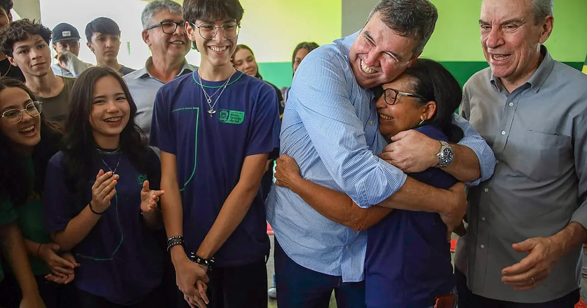 Após indicação de Paulo Corrêa, Riedel inaugura reforma da escola HBL em Cassilândia