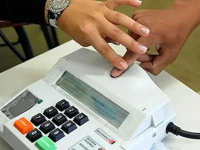 Prazo para regularizar título pela internet termina nesta segunda