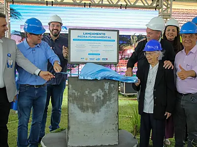 TL dá passo histórico na saúde com lançamento da pedra fundamental da radioterapia do Hospital Auxiliadora