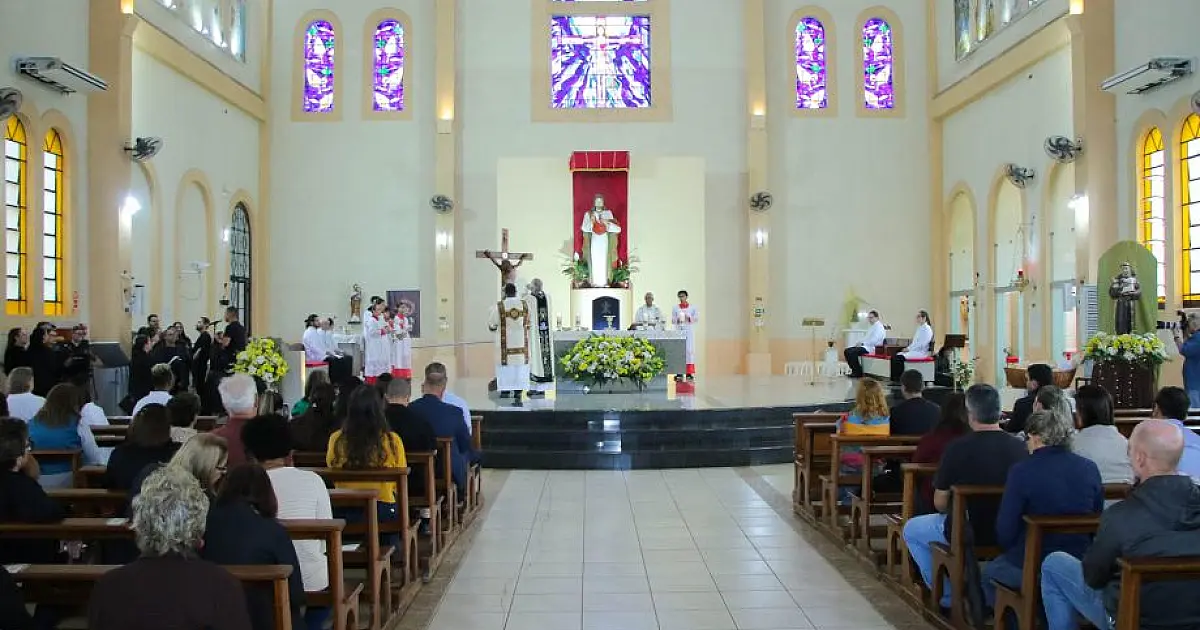 Veja como foi a Missa de Santo Antônio, tradição que integra comemorações dos 111 anos de Três Lagoas