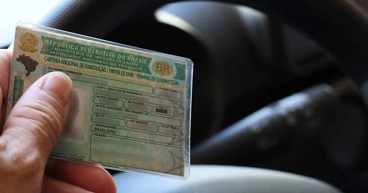 Contran prorroga validade da CNH vencida entre junho e setembro de 2026