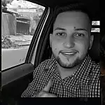 Homem morre após ser baleado em bar; autores fugiram em motocicleta